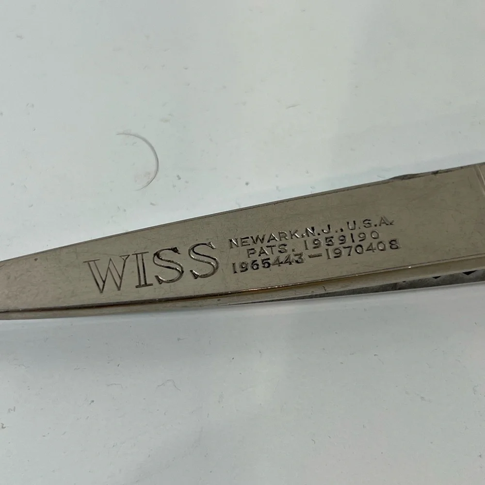 Amazing Condition Vintage WISS Pinking Shears Scissors CC9 Chrome Heavy Duty, 9”